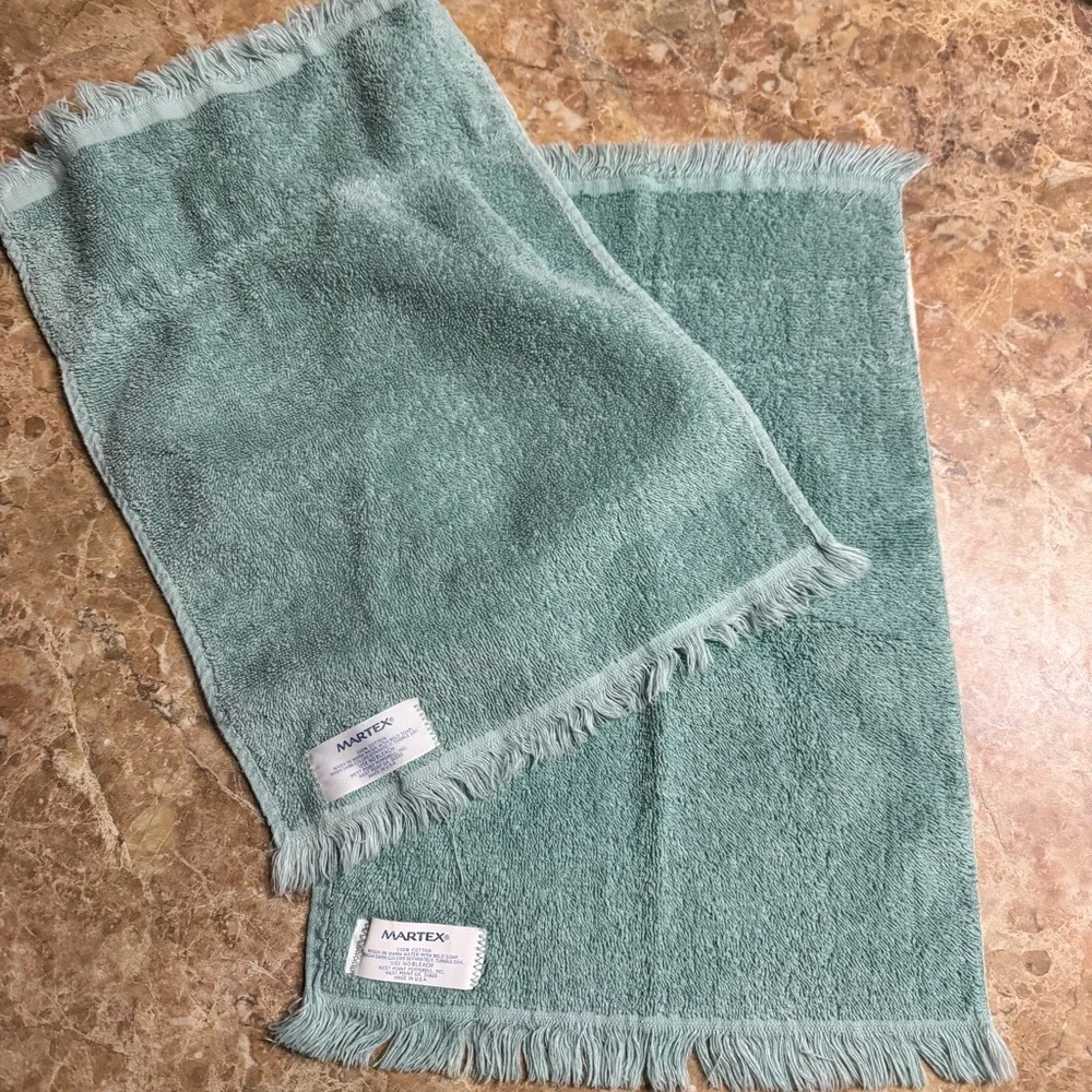 Vintage Martex Bathroom Hand Towel Turquoise Mint Green Lace Fringe Edges USA